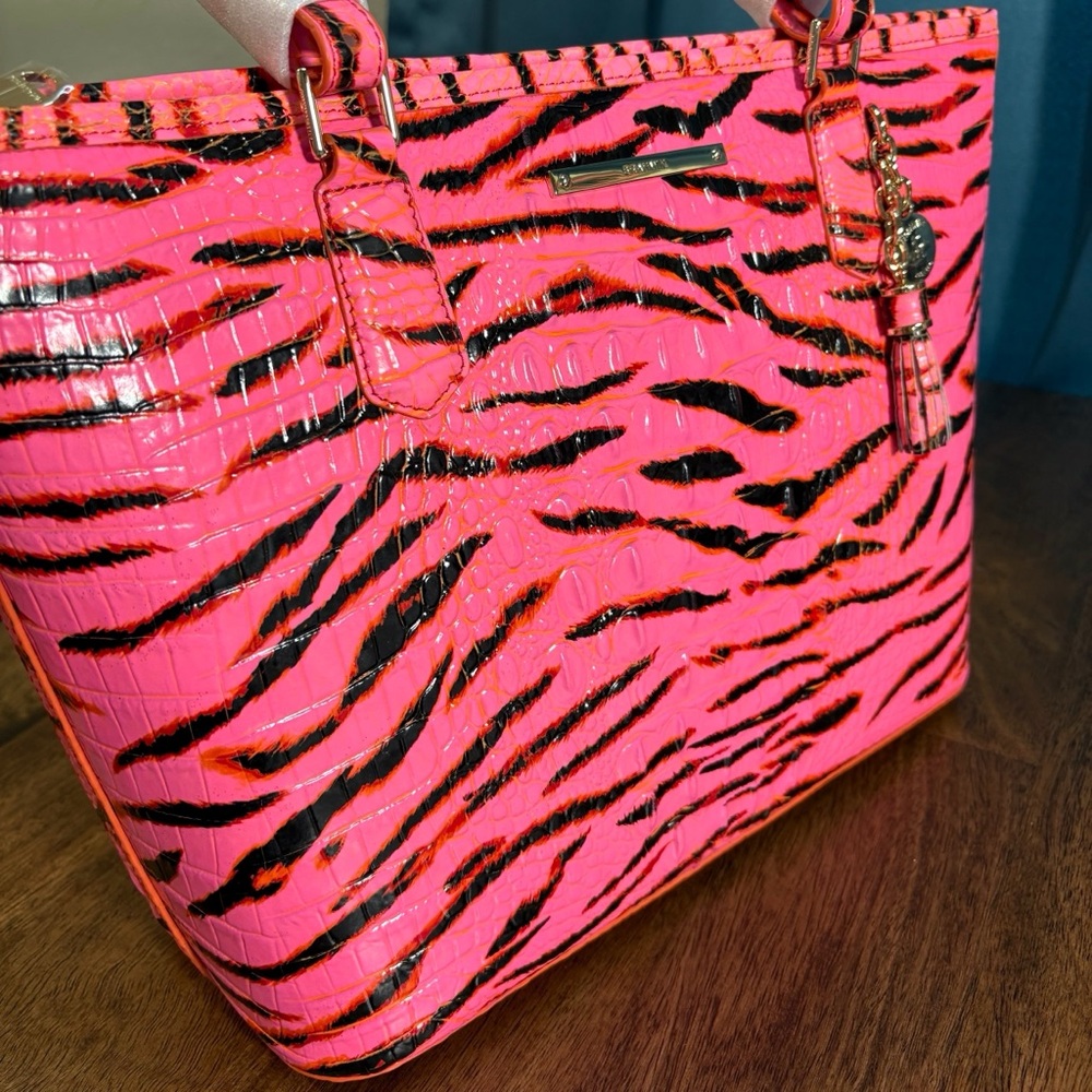 **SOLD**Brahmin NWT Medium Asher - Pink Feline Solid - Vibrant Neon Pink Tote - Picture 2 of 11